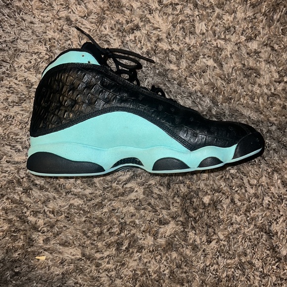 Only worn them once jordan 13 ‘island green’ and i have the original box - Picture 7 of 8